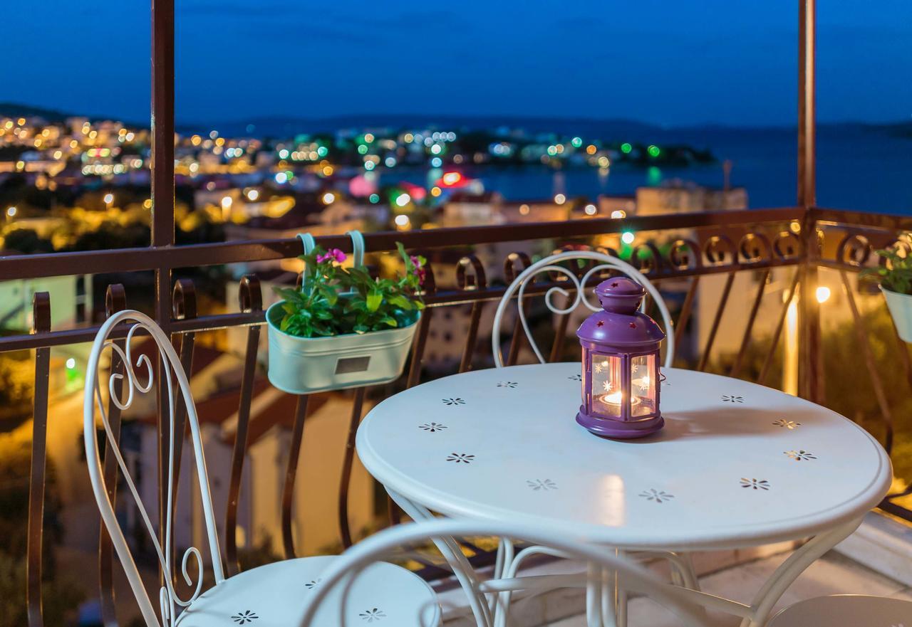 Apartments Loncar Seget Vranjica Eksteriør billede